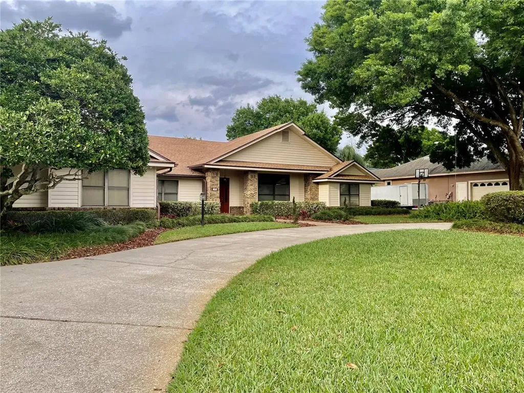 106 Van Fleet Court Auburndale FL 33823