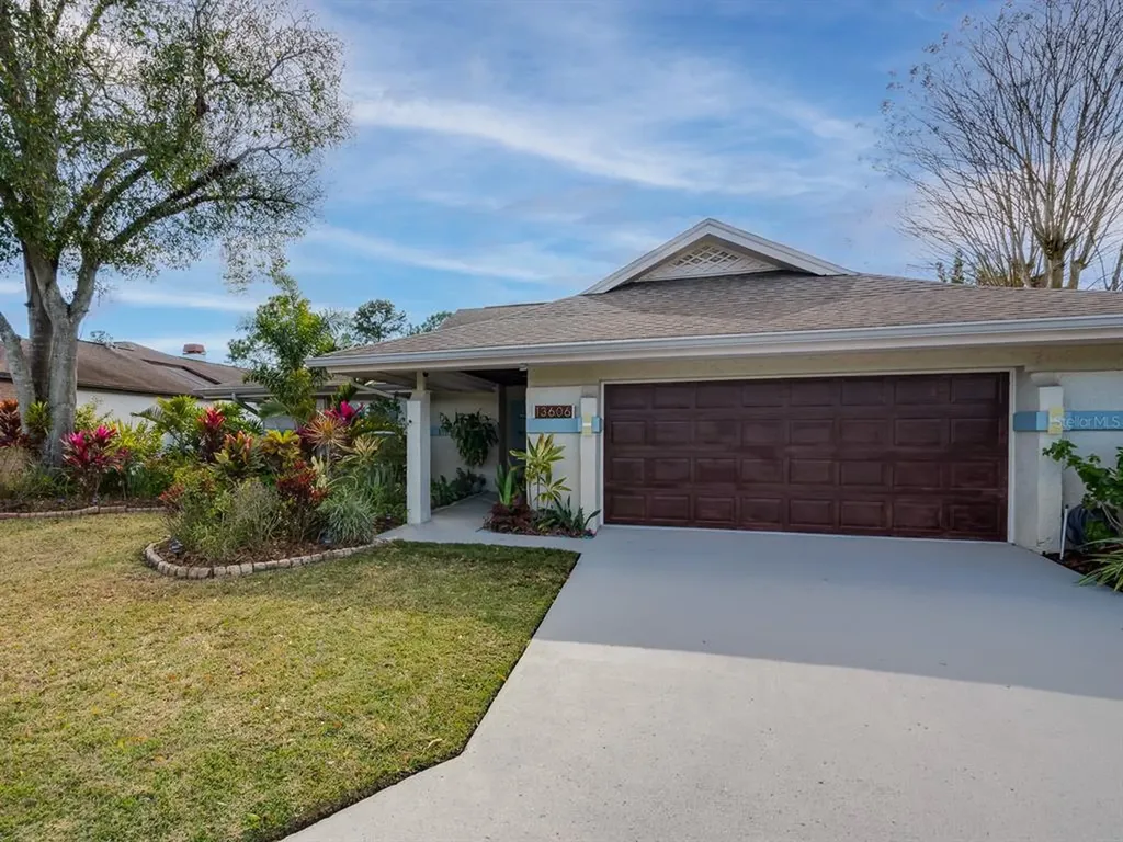 13606 Clubside Drive Tampa FL 33624
