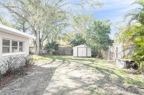 7502 Lakeside Boulevard Tampa FL 33614