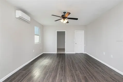 7502 Lakeside Boulevard Tampa FL 33614