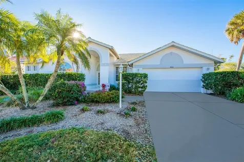 4104 Via Mirada Sarasota FL 34238