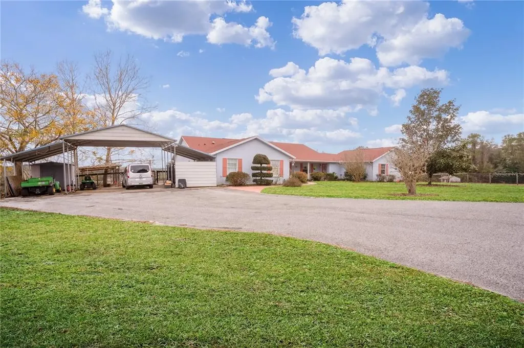 16925 SE 165th Avenue Weirsdale FL 32195