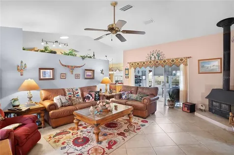 16925 SE 165th Avenue Weirsdale FL 32195