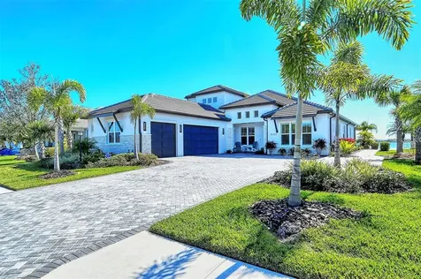 8079 Waterbend Trail Sarasota FL 34240