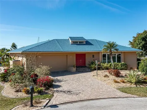 2721 Hibiscus Court Punta Gorda FL 33950
