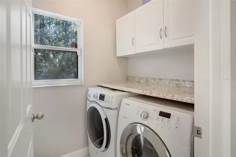 931 Gillingham Court Kissimmee FL 34758