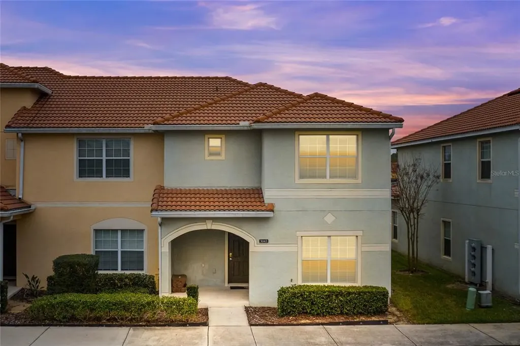 3041 Beach Palm Avenue Kissimmee FL 34747