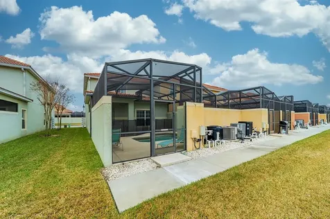 3041 Beach Palm Avenue Kissimmee FL 34747
