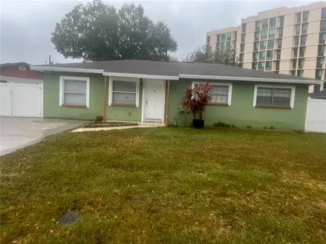 2909 W Saint John Street Tampa FL 33607