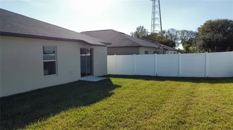 11208 Kelly Green Avenue Wimauma FL 33598