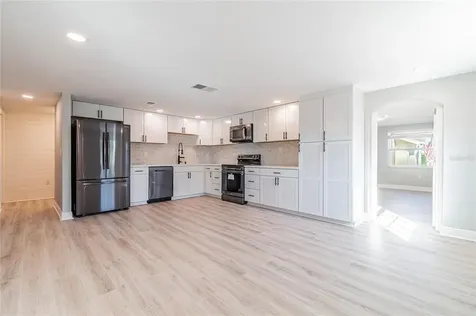 2825 Jamaica Street Sarasota FL 34231