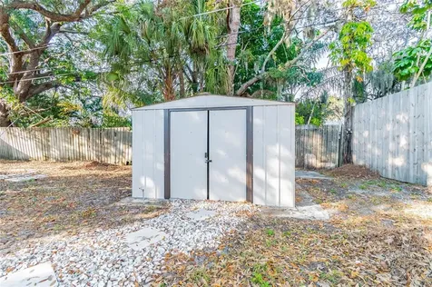 2825 Jamaica Street Sarasota FL 34231