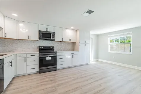 2825 Jamaica Street Sarasota FL 34231