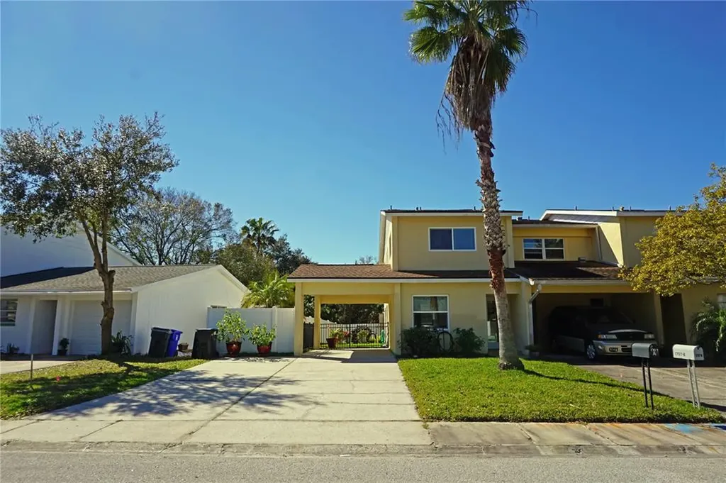 1707 Azalea Court Oldsmar FL 34677