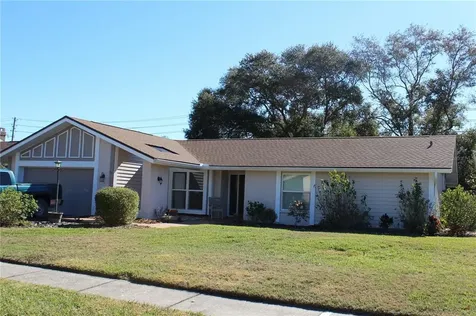 2421 Old Coach Trail Clearwater FL 33765