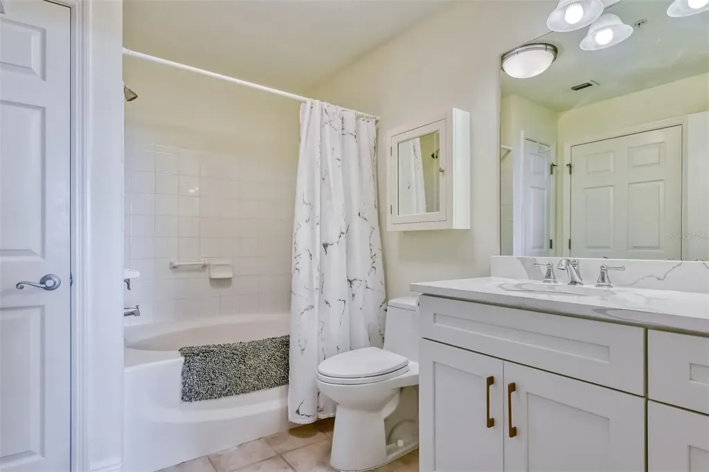 750 N Tamiami Trail Sarasota FL 34236