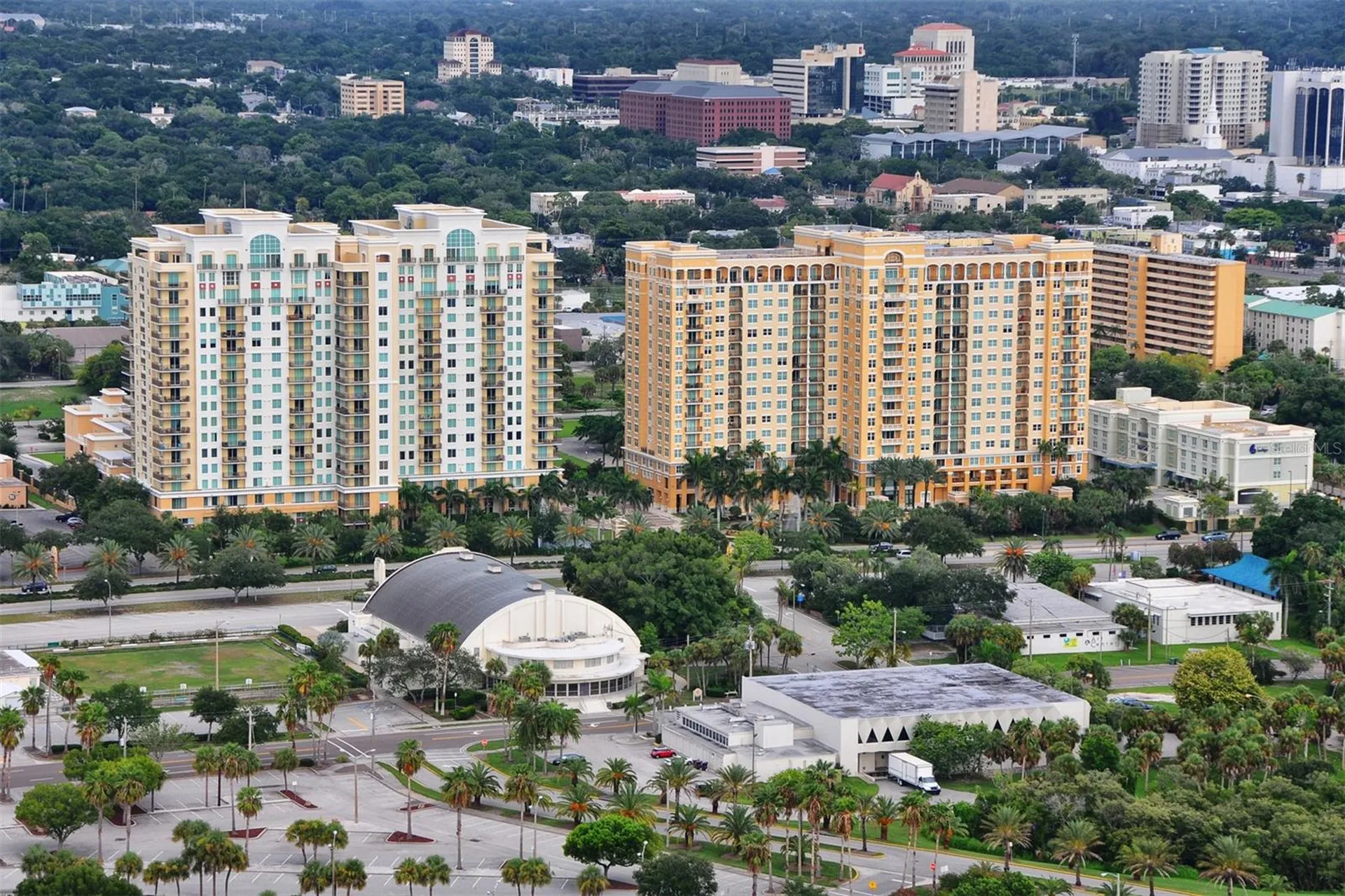 750 N Tamiami Trail Sarasota FL 34236