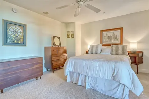 750 N Tamiami Trail Sarasota FL 34236