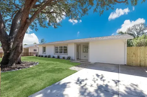 2304 Bougainvillea Street Sarasota FL 34239