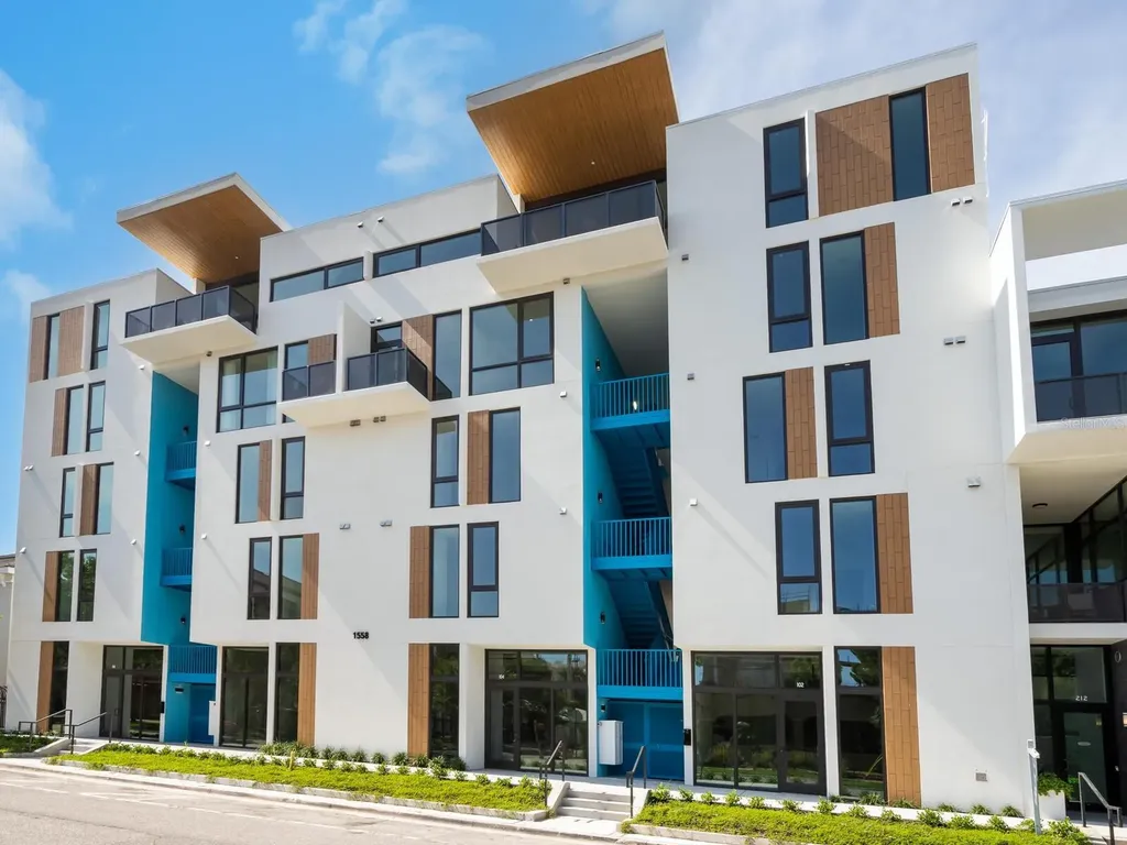 1558 4th Street Sarasota FL 34236