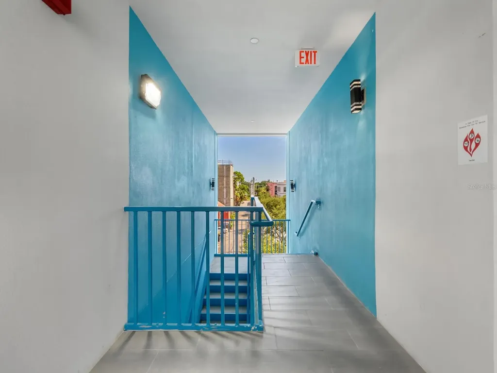 1558 4th Street Sarasota FL 34236