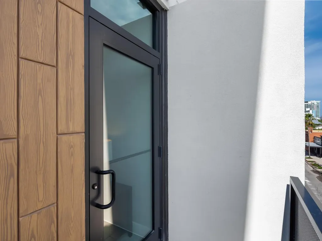 1558 4th Street Sarasota FL 34236