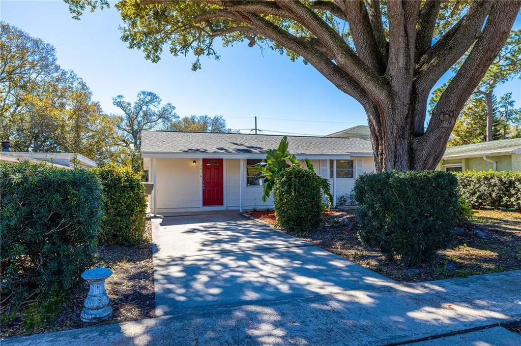 3716 39th Avenue N St Petersburg FL 33714