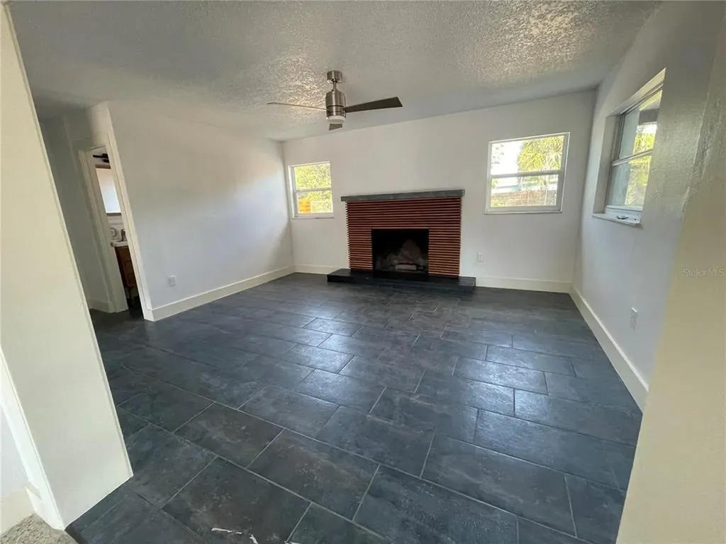 3627 E Kaley Avenue Orlando FL 32812