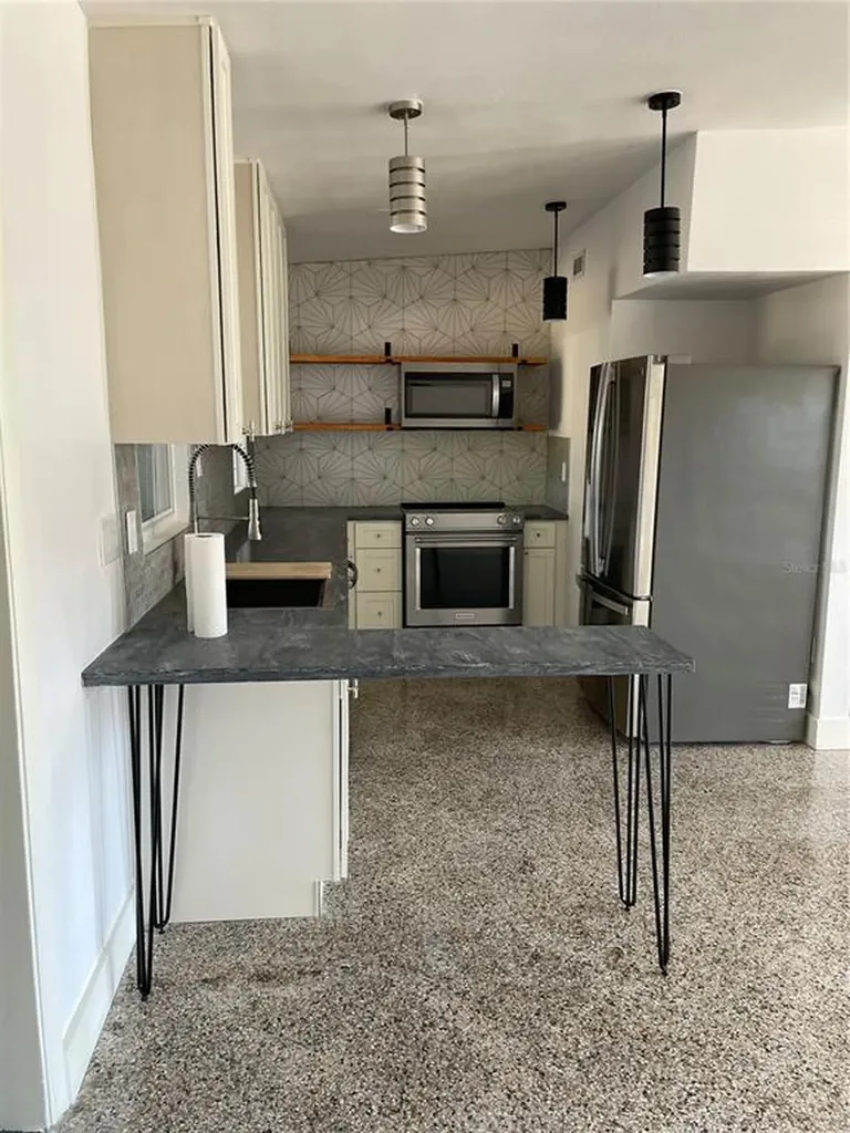 3627 E Kaley Avenue Orlando FL 32812