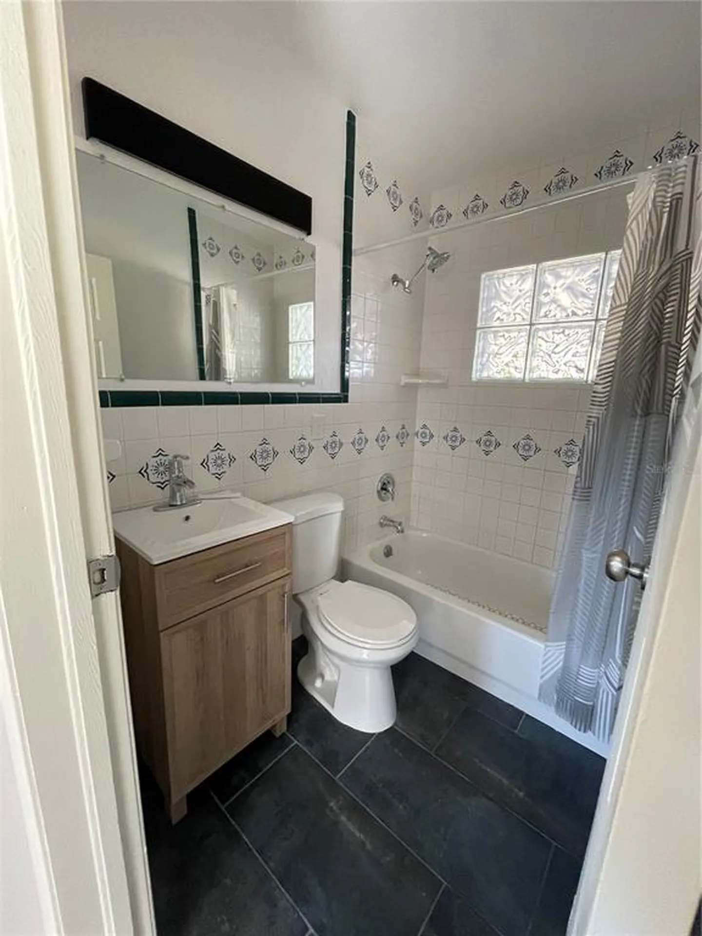 3627 E Kaley Avenue Orlando FL 32812