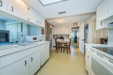 153 Lagoon Way Palm Harbor FL 34684