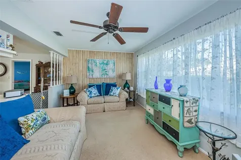 153 Lagoon Way Palm Harbor FL 34684