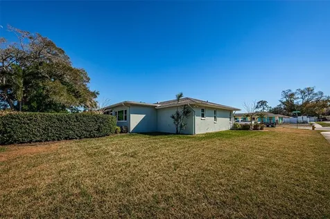 153 Lagoon Way Palm Harbor FL 34684