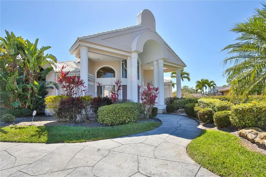 4236 Las Palmas Way Sarasota FL 34238