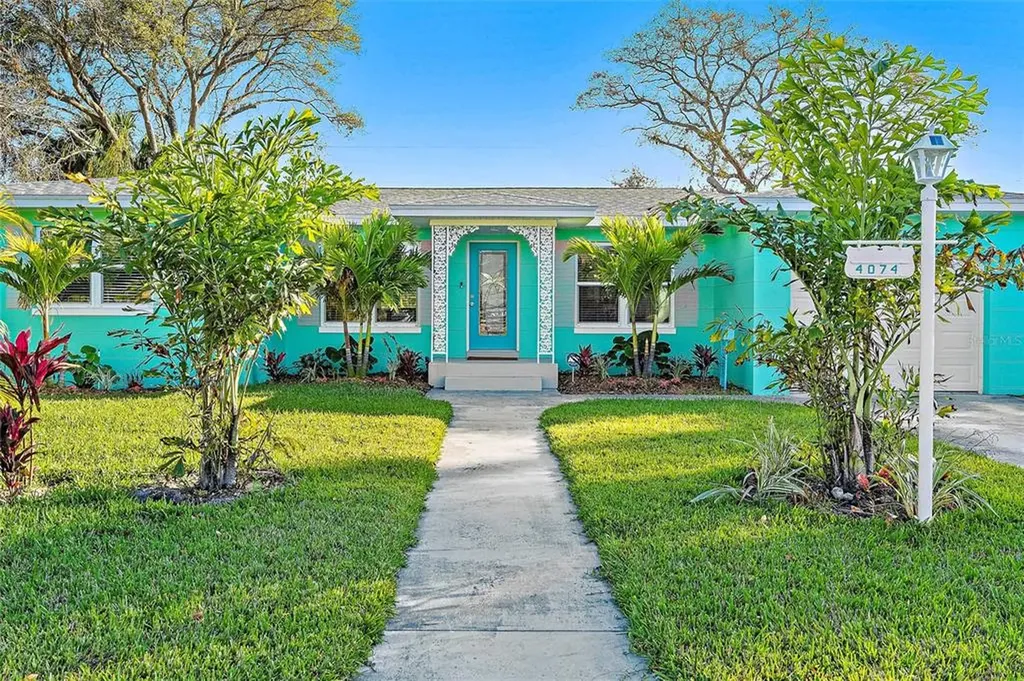 4074 24th Avenue S St Petersburg FL 33711