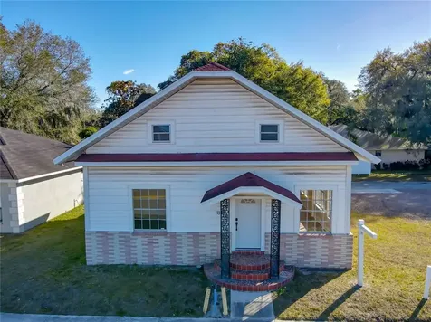 1304 S Collins Street Plant City FL 33563
