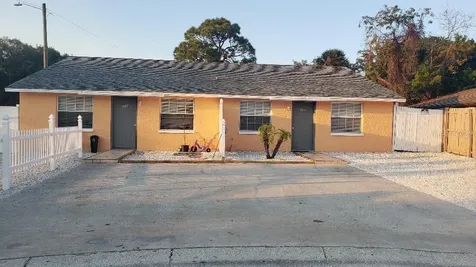 5724 9th Street Court E Bradenton FL 34203