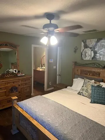 2535 Martins Run Tavares FL 32778