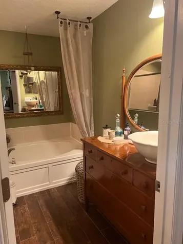 2535 Martins Run Tavares FL 32778