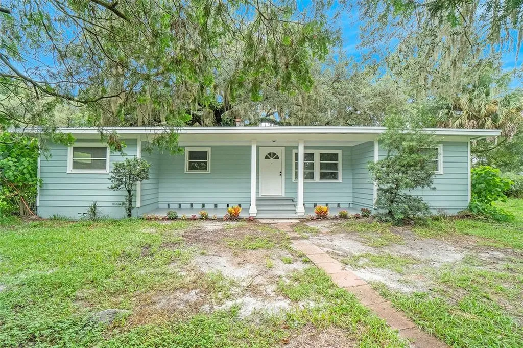 410 Deborah Avenue Leesburg FL 34748
