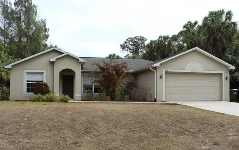 4194 New Milford Street North Port FL 34288