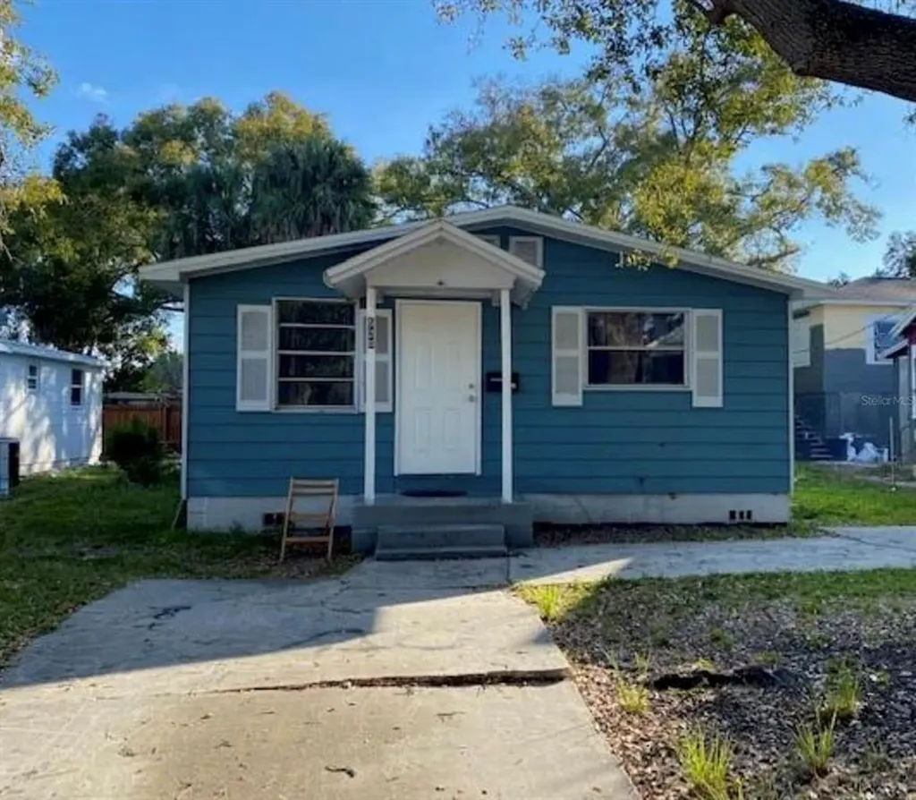 520 16th Avenue S St Petersburg FL 33701
