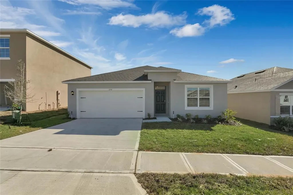 1252 Sugarwood Street Davenport FL 33837