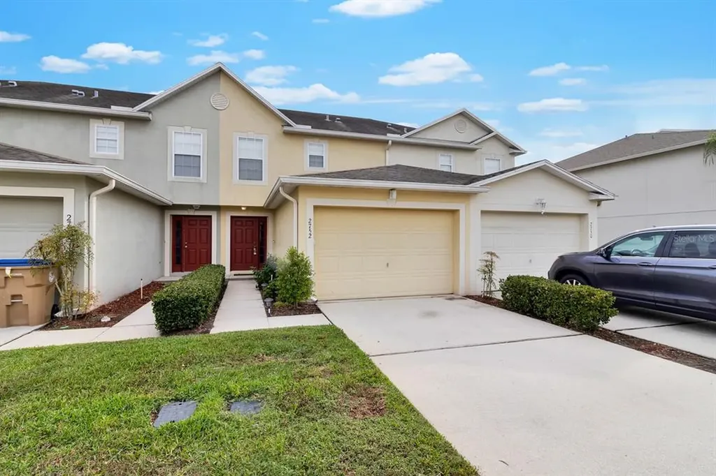 2752 Merrieweather Lane Kissimmee FL 34743