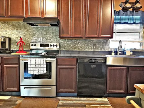 26301 Fishermans Road Paisley FL 32767