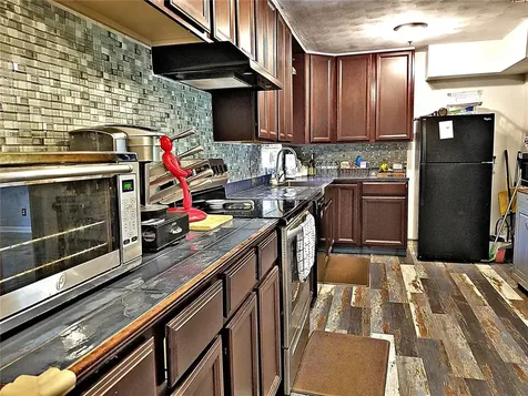 26301 Fishermans Road Paisley FL 32767