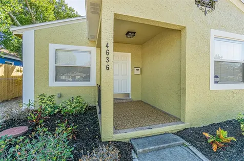 4636 13th Avenue S St Petersburg FL 33711