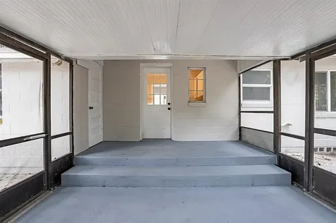652 N Stone Street Deland FL 32720