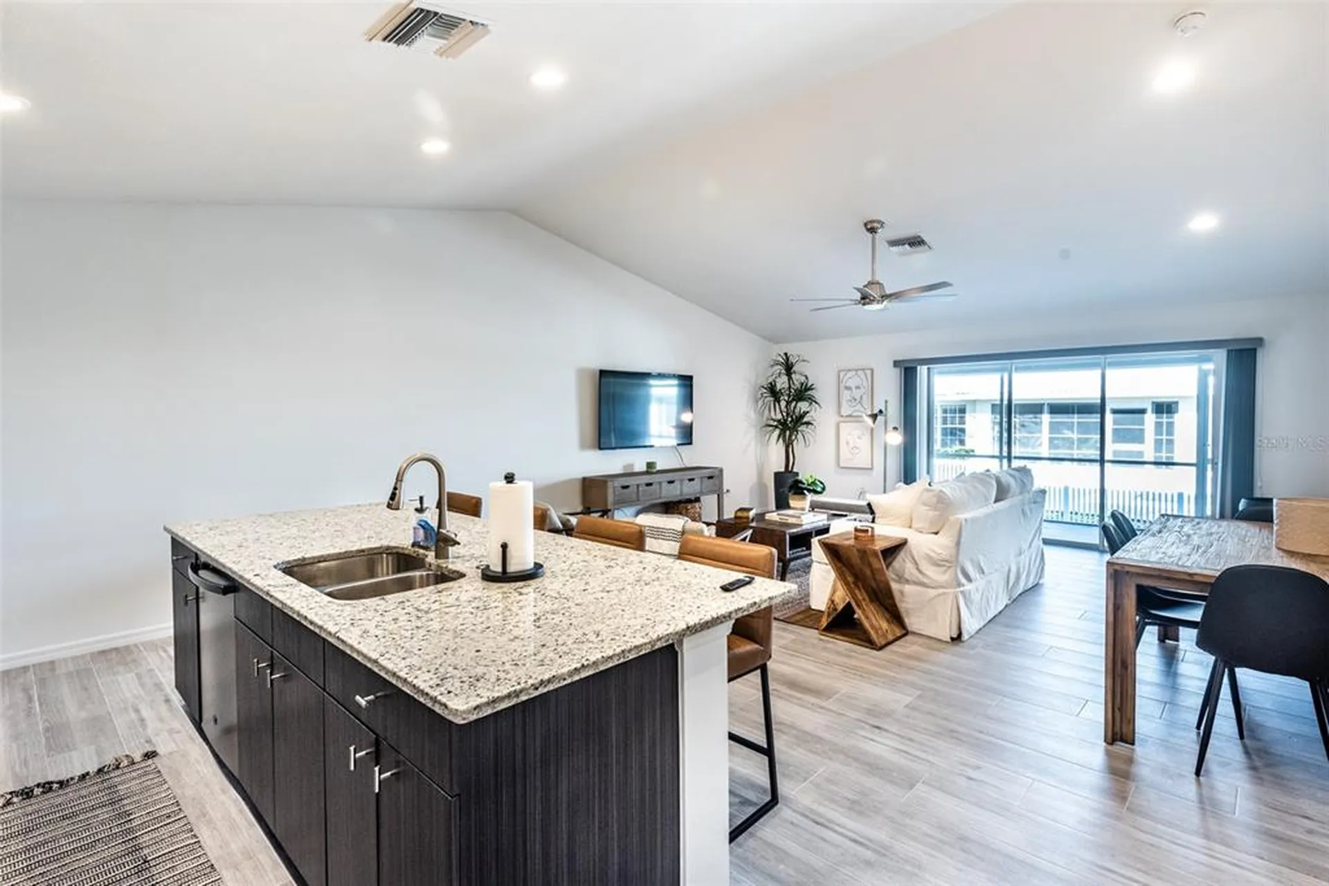 215 Lewis Circle Punta Gorda FL 33950