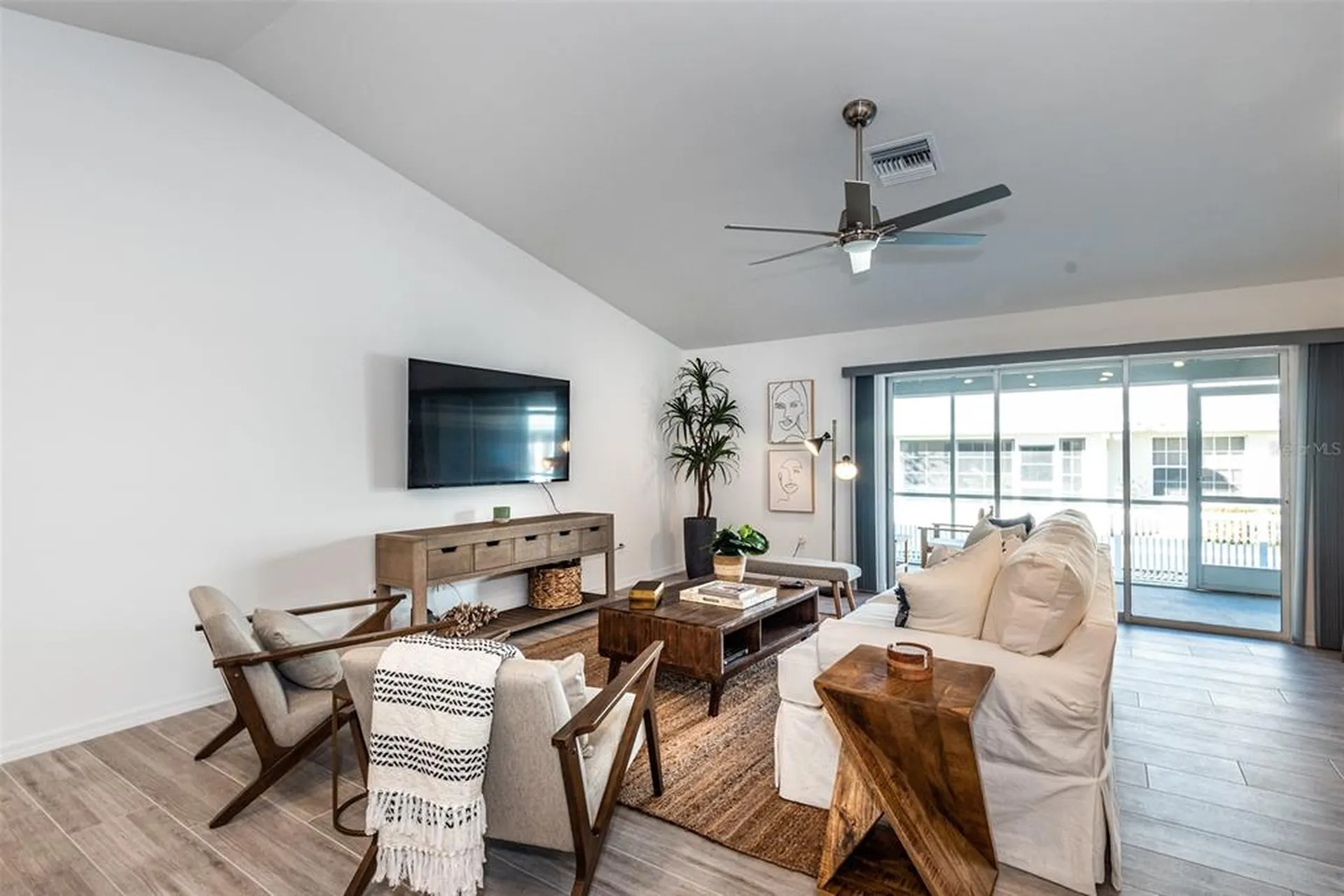 215 Lewis Circle Punta Gorda FL 33950